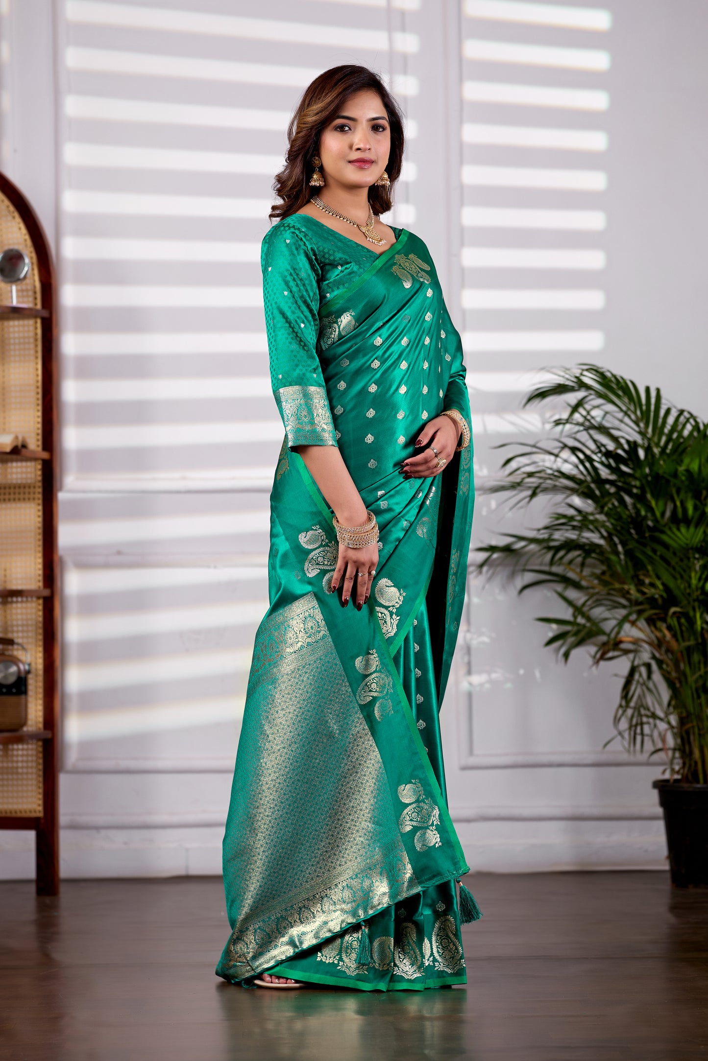 Emerald Green Banarasi Kanjivaram Silk Saree with Rich Zari Work