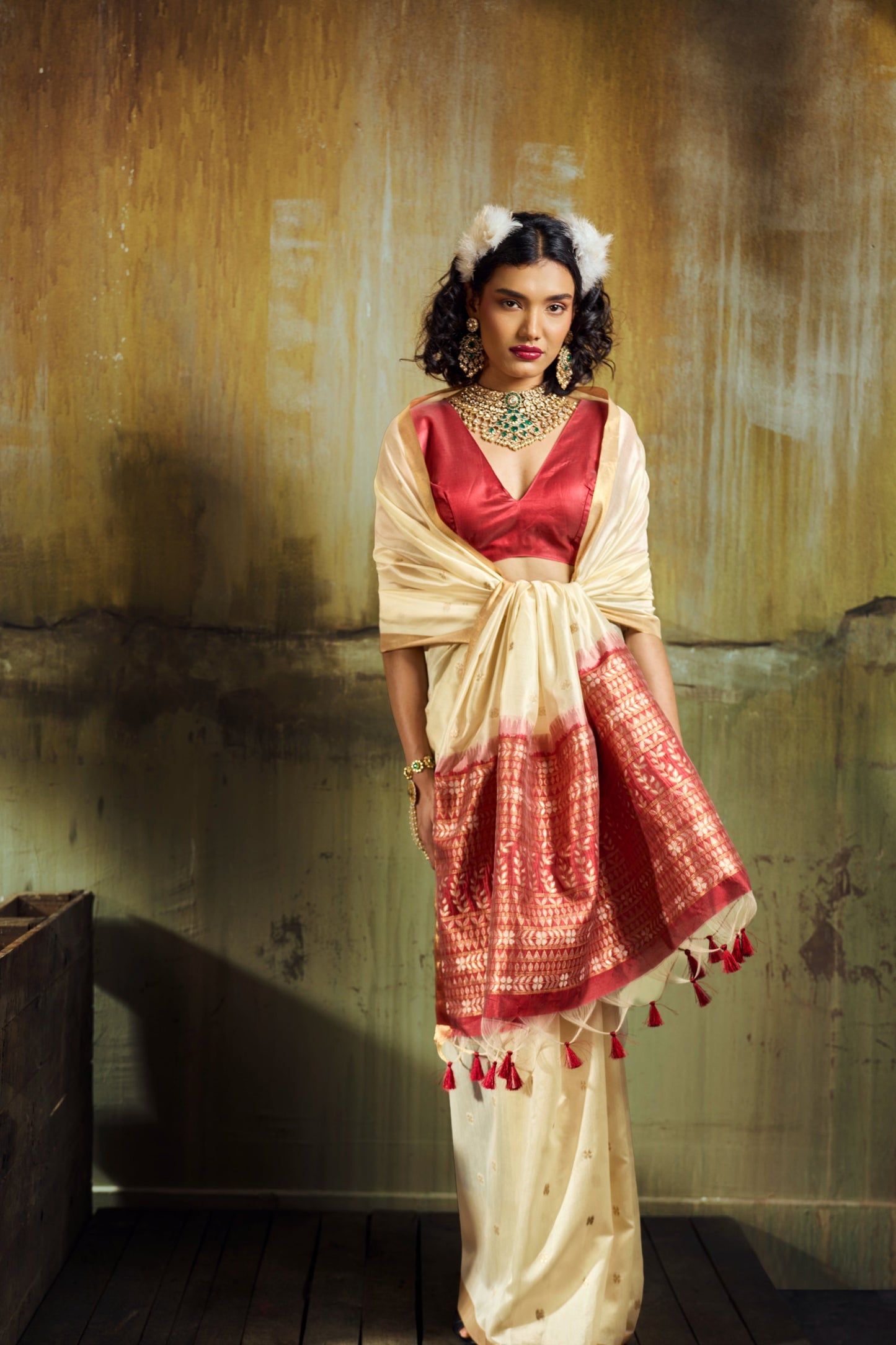 Elegant Off-White Silk Saree with Zari Butta and Contrast Maroon Pallu