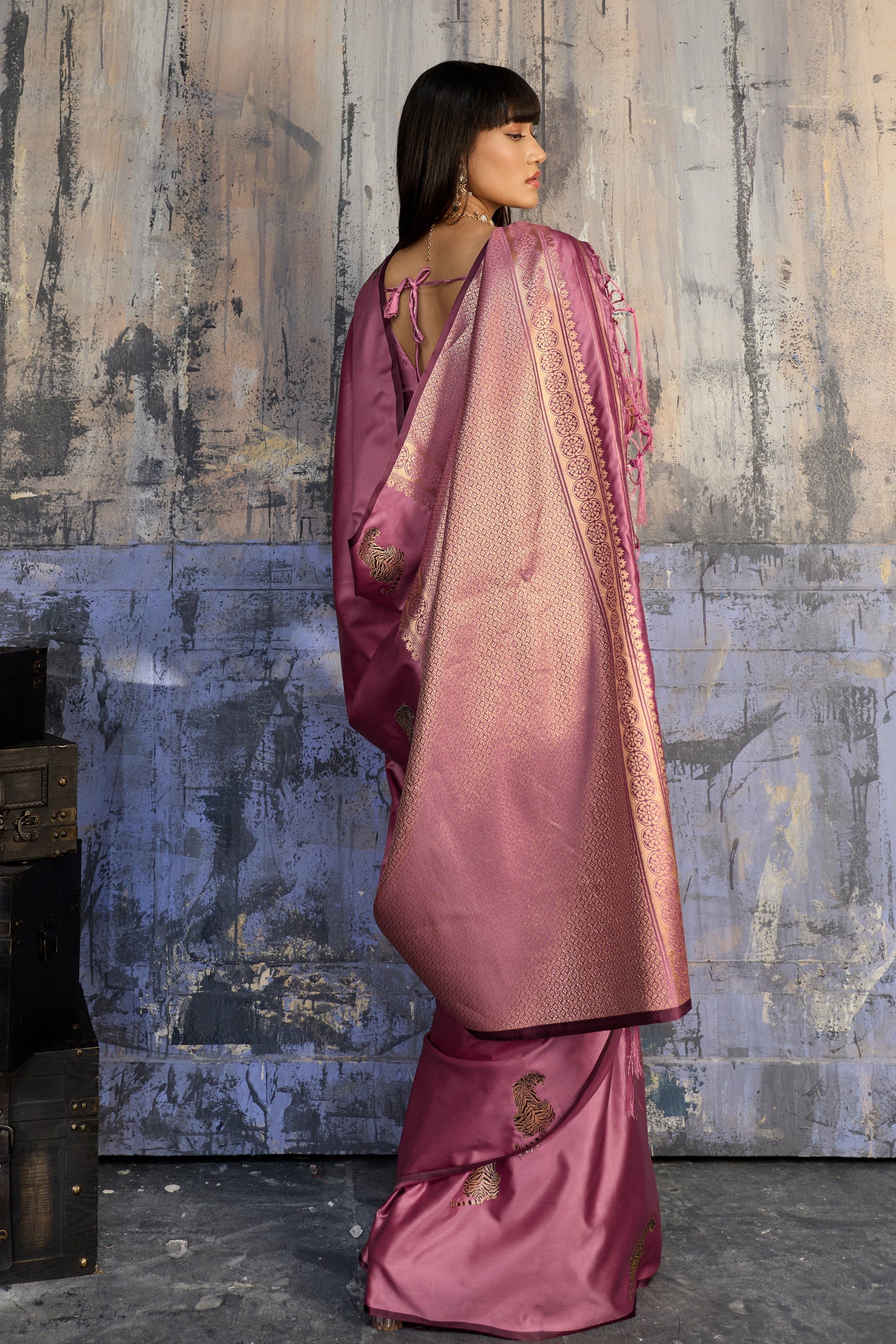 Mauve Pink Designer Katan Silk Saree with Antique Zari Border and Tiger Buttas