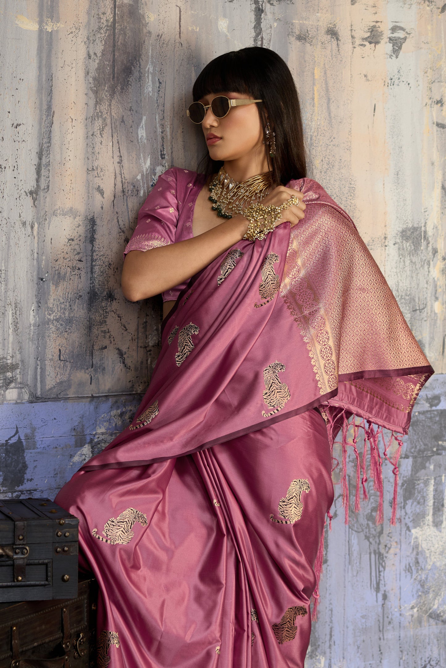 Mauve Pink Designer Katan Silk Saree with Antique Zari Border and Tiger Buttas